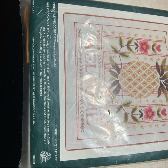 Elsa Williams creative crewelwork kit, Welcome - Picture 2 of 4